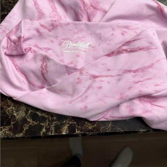 Bombshell Sportswear Pink Marble Leggings - Picture 1 of 5